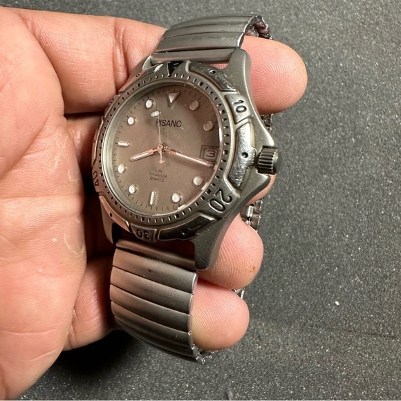 Vintage Pisano Mens Quartz Titanium Watch Date Just Stretch Bracelet Working - Picture 4 of 11